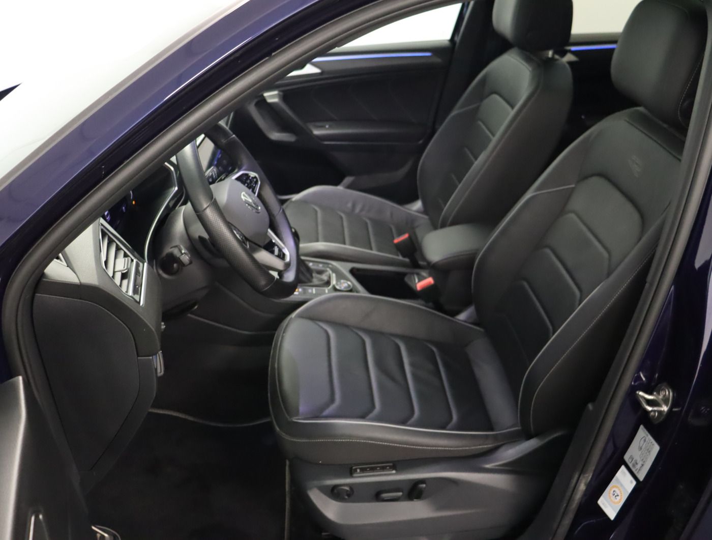 Fahrzeugabbildung Volkswagen Tiguan Allspace 2.0 TSI 4Motion DSG R-Line |AHK