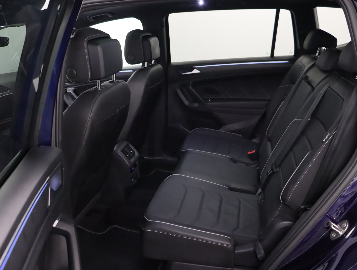 Fahrzeugabbildung Volkswagen Tiguan Allspace 2.0 TSI 4Motion DSG R-Line |AHK