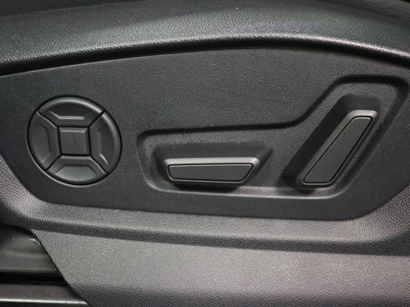 Fahrzeugabbildung Audi Q7 55 TFSI quattro tiptronic S line |Luft|Pano