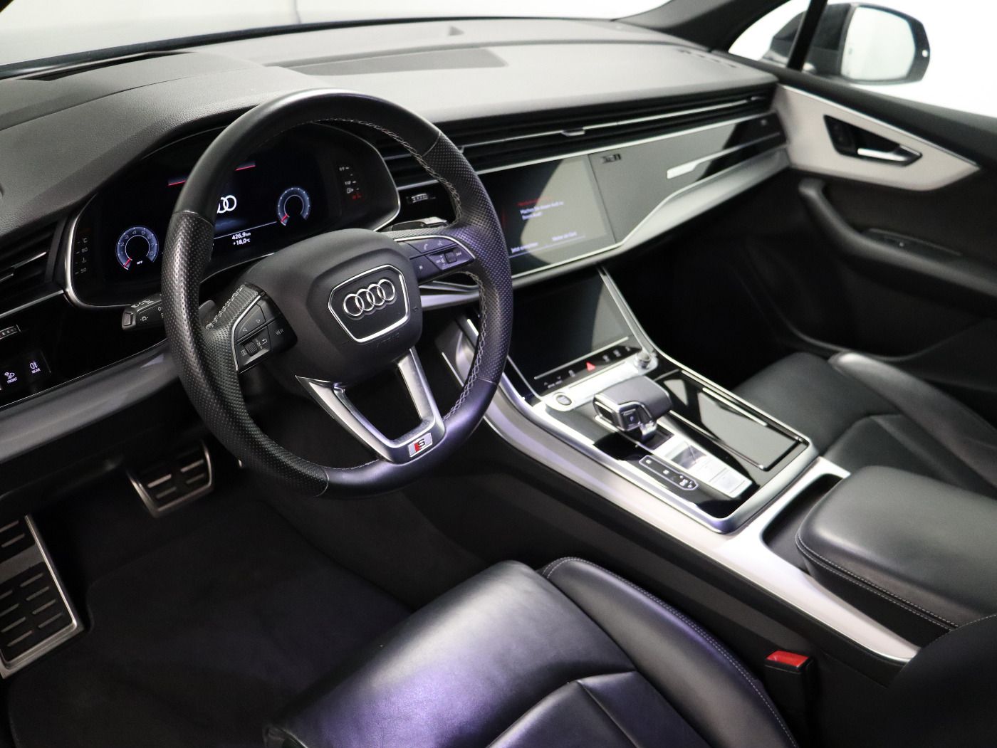 Fahrzeugabbildung Audi Q7 55 TFSI quattro tiptronic S line |Luft|Pano