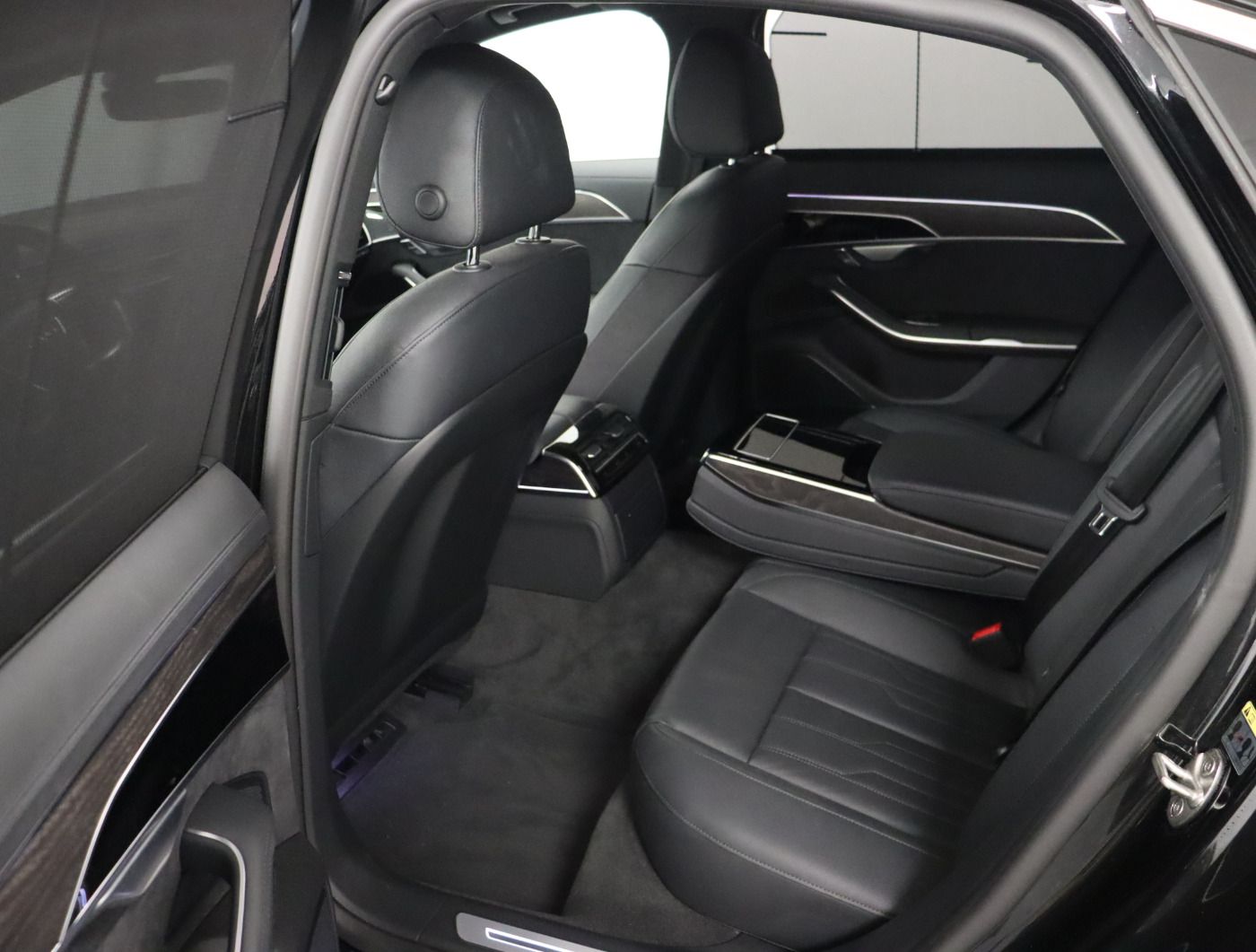 Fahrzeugabbildung Audi A8 50 TDI quattro tiptronic |Matrix|Luft|Pano|LM