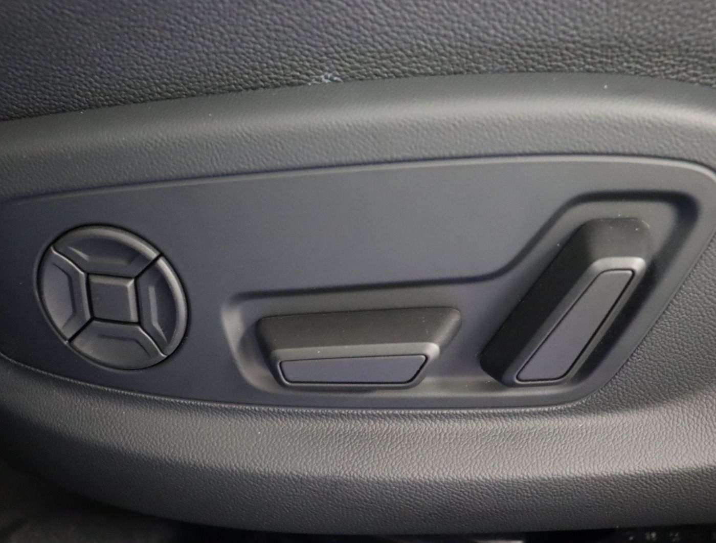 Fahrzeugabbildung Audi A8 50 TDI quattro tiptronic |Matrix|Luft|Pano|LM