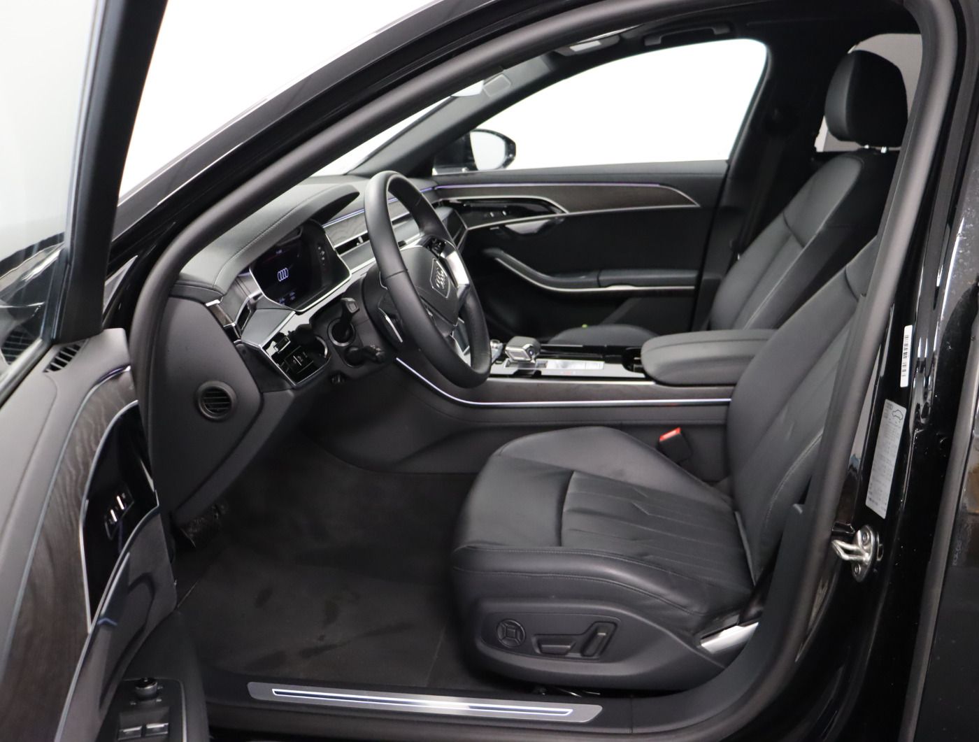 Fahrzeugabbildung Audi A8 50 TDI quattro tiptronic |Matrix|Luft|Pano|LM