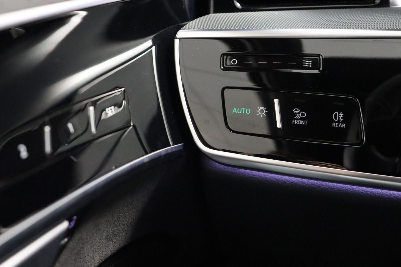 Fahrzeugabbildung Audi A8 50 TDI quattro tiptronic |Matrix|Luft|Pano|LM