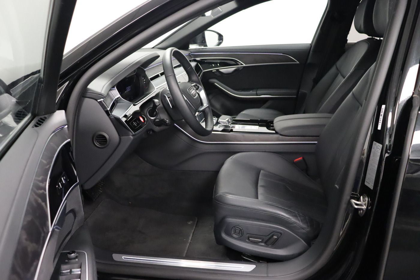 Fahrzeugabbildung Audi A8 50 TDI quattro tiptronic |Matrix|Luft|Pano|LM
