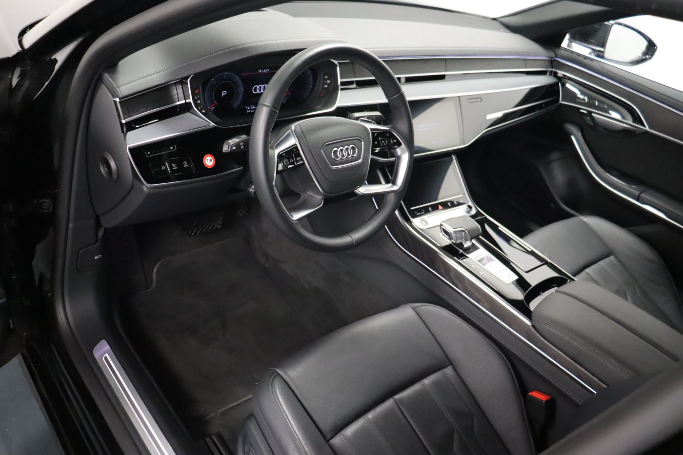 Fahrzeugabbildung Audi A8 50 TDI quattro tiptronic |Matrix|Luft|Pano|LM