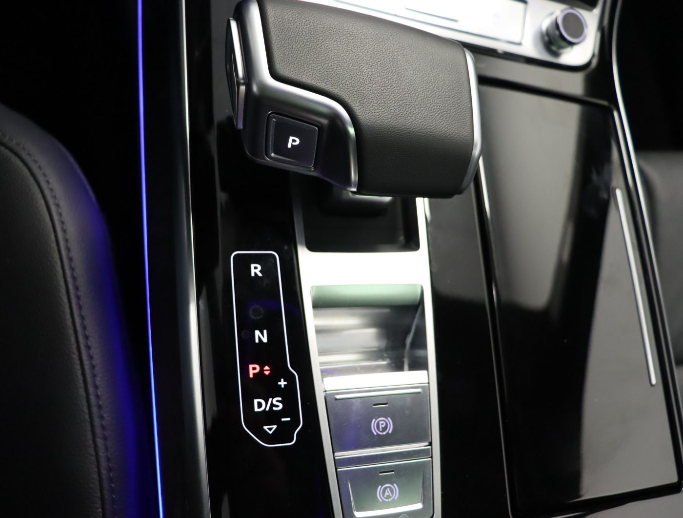 Fahrzeugabbildung Audi A8 50 TDI quattro tiptronic |Matrix|Luft|Pano|LM