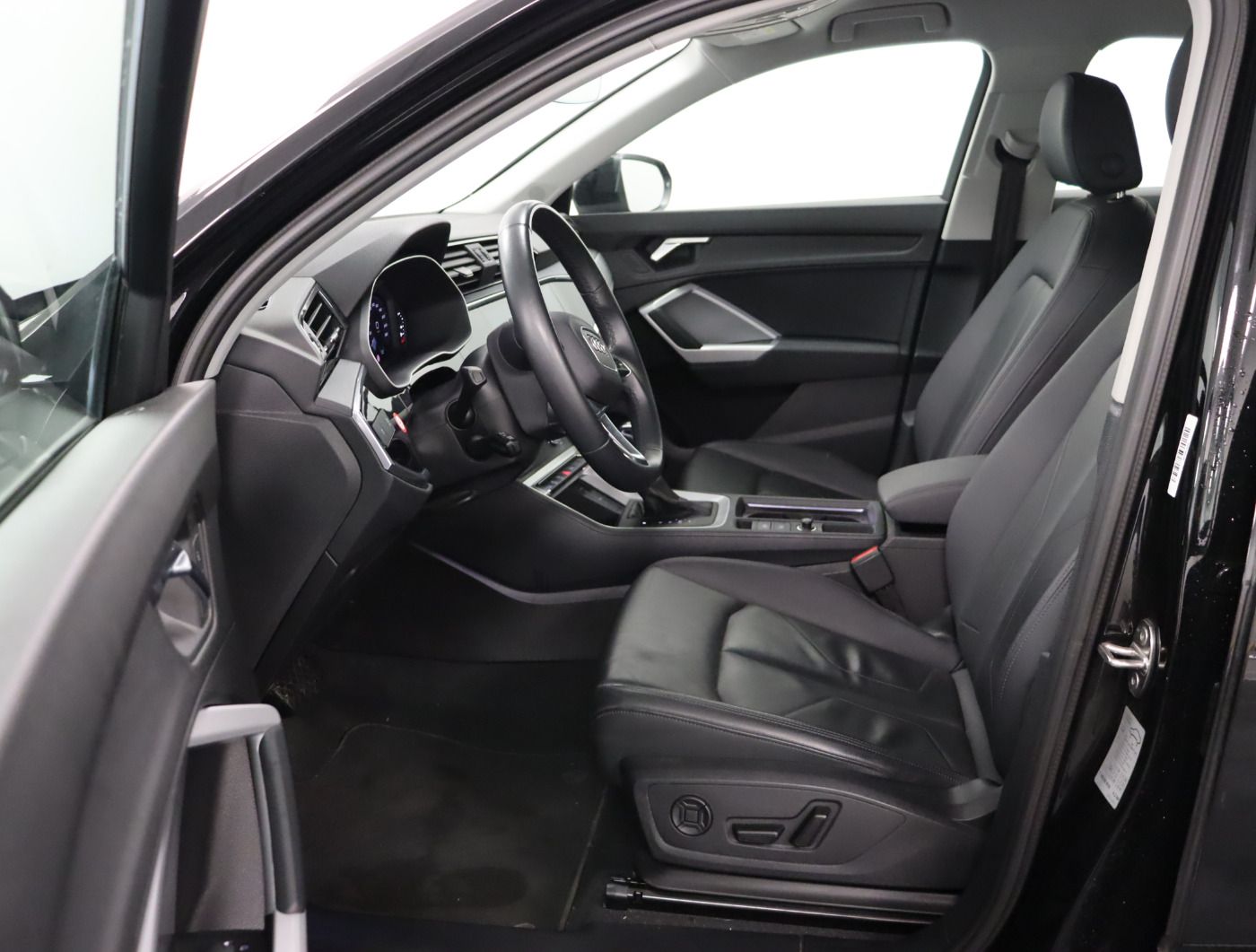 Fahrzeugabbildung Audi Q3 Sportback 35 TDI S tronic S line |ACC|FLA|LM