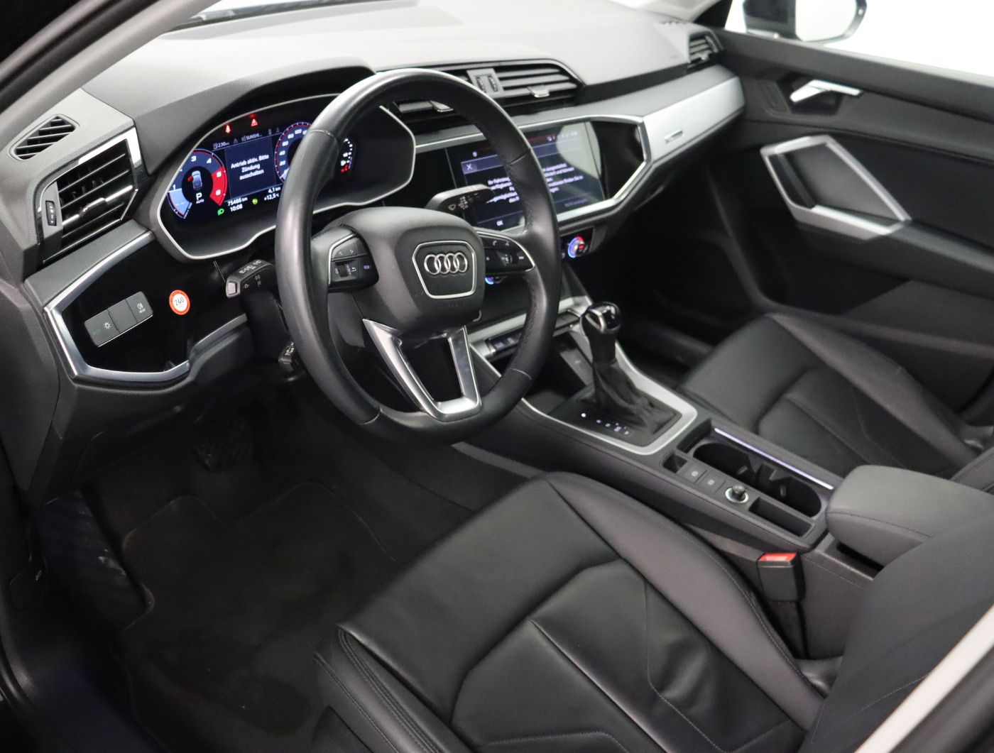 Fahrzeugabbildung Audi Q3 Sportback 35 TDI S tronic S line |ACC|FLA|LM