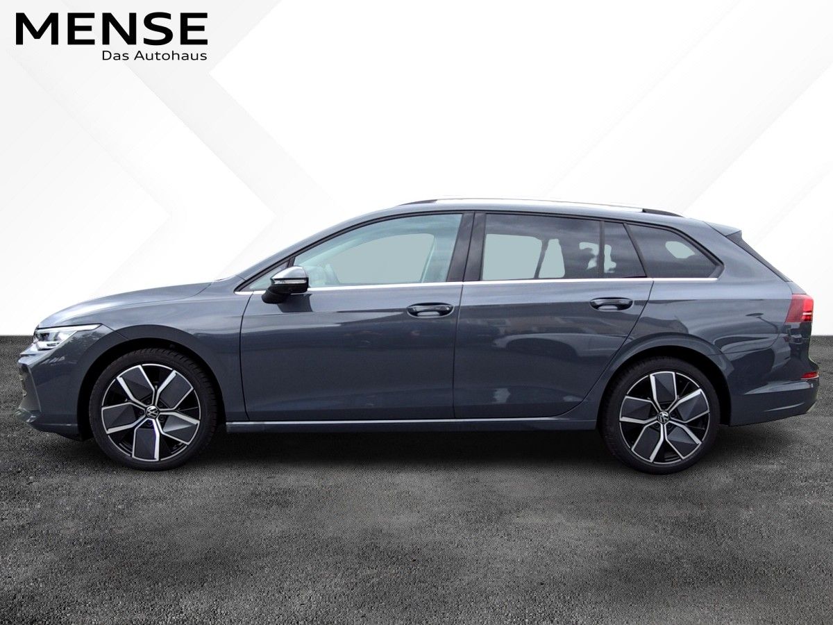 Fahrzeugabbildung Volkswagen Golf Variant 1.5 eTSI DSG Style Nav HUD Pano 360
