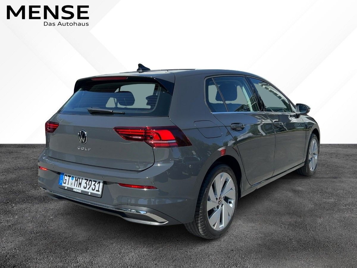 Fahrzeugabbildung Volkswagen Golf 1.5 TSI Style Navi HUD Climatronic Kamera