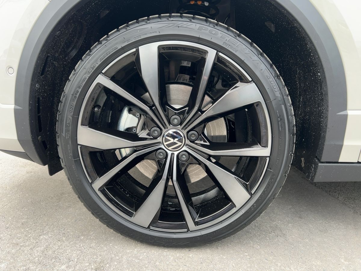 Fahrzeugabbildung Volkswagen T-Roc Cabriolet 1.5 TSI DSG Edition Karmann Plus