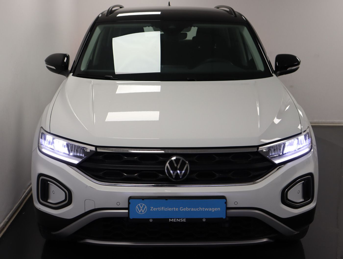 Fahrzeugabbildung Volkswagen T-Roc 1.0 TSI Life |VirtualCP|CarPlay|LM|KlimaA