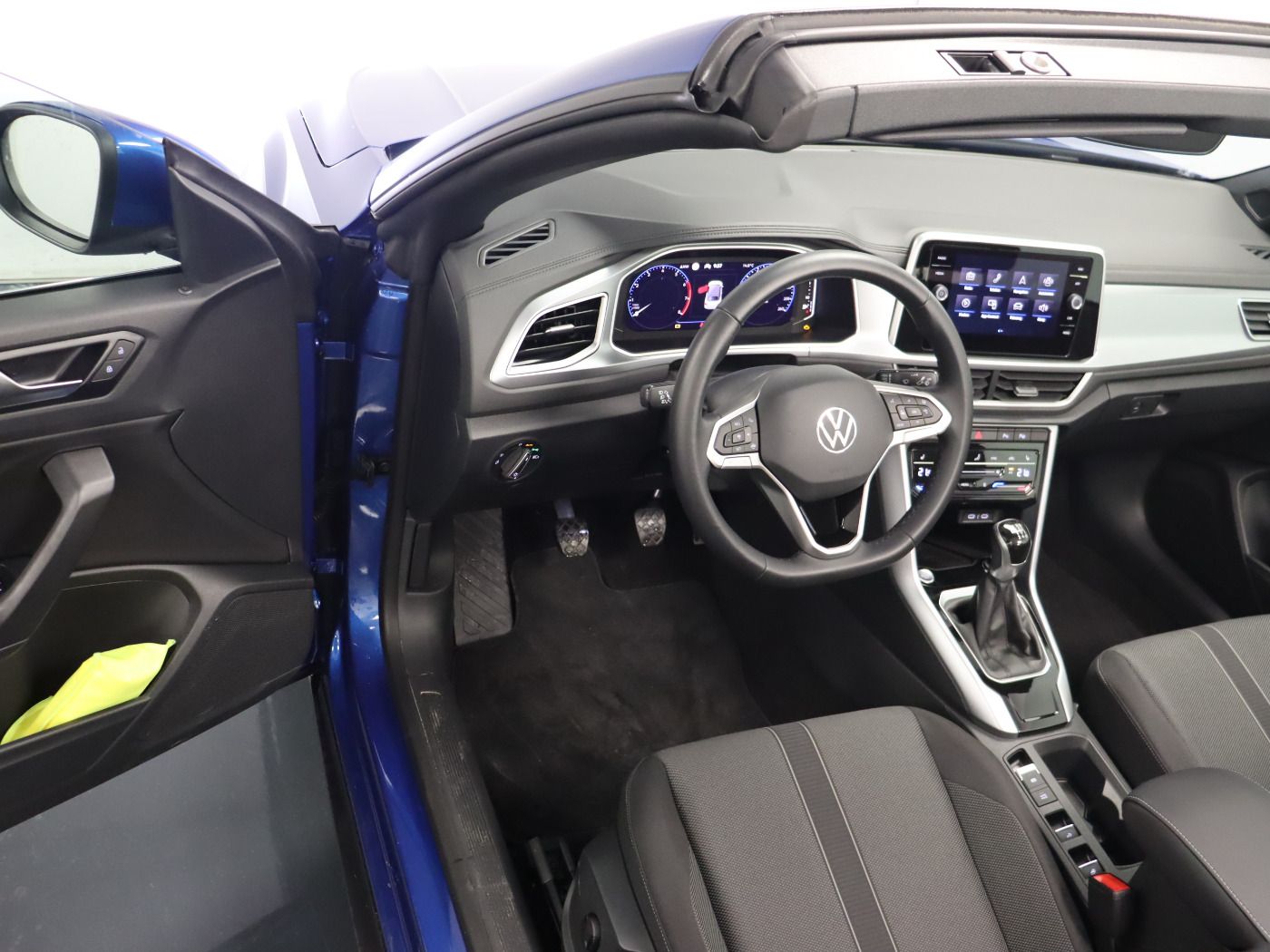Fahrzeugabbildung Volkswagen T-Roc Cabriolet 1.0 TSI Style |FLA|ACC|VirtualCP