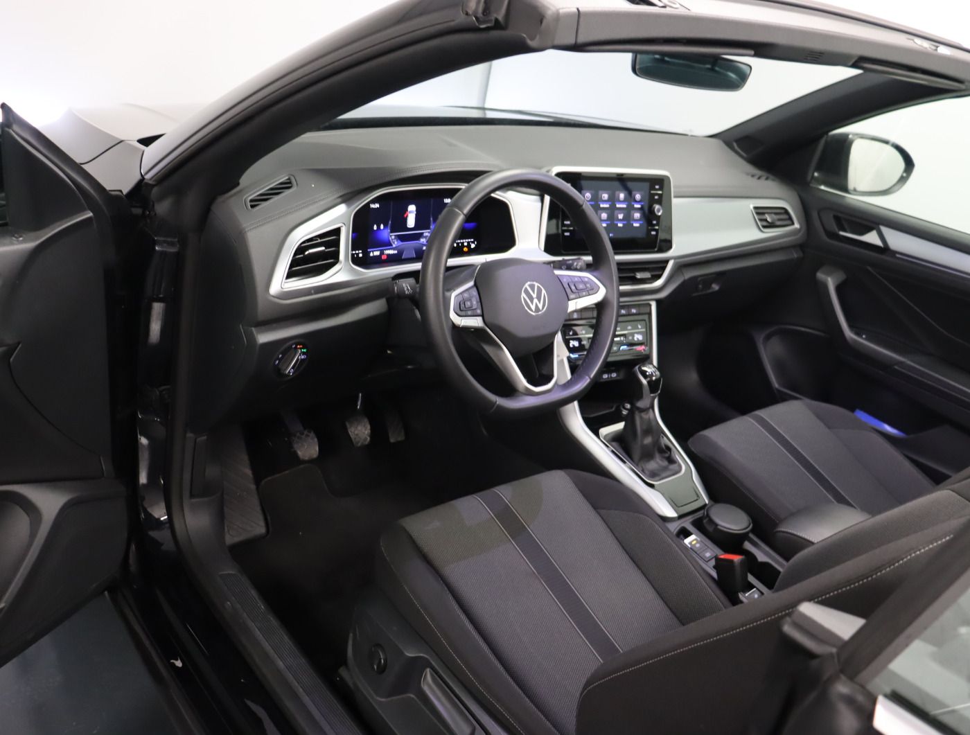 Fahrzeugabbildung Volkswagen T-Roc Cabriolet 1.0 TSI Style |ACC|VirtualCP|FLA