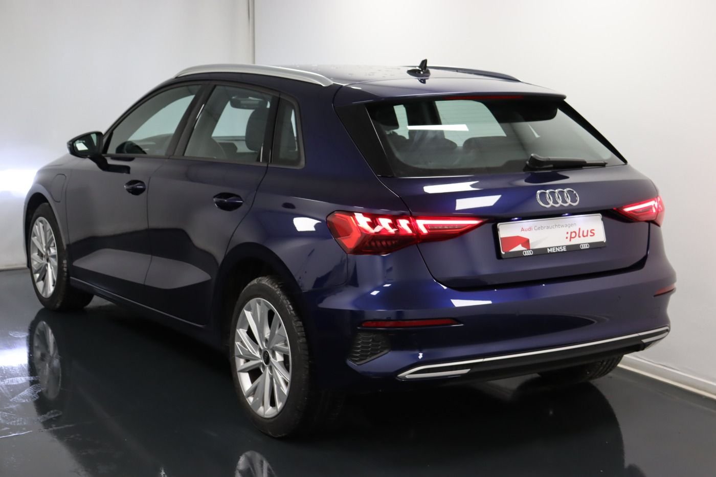 Fahrzeugabbildung Audi A3 Sportback 40 TFSI e S tronic advanced |FLA