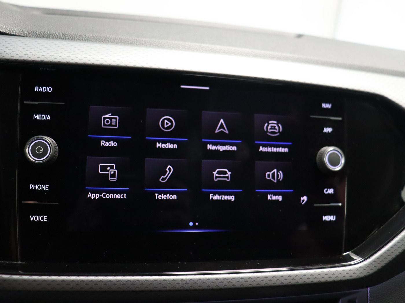 Fahrzeugabbildung Volkswagen T-Cross 1.5 TSI DSG Life R-line |ACC|VirtualCP