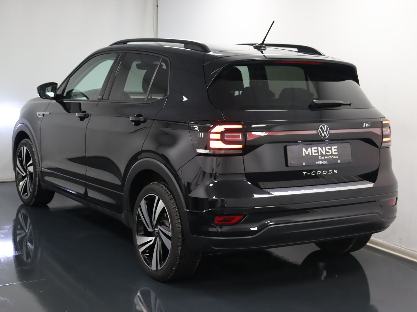 Fahrzeugabbildung Volkswagen T-Cross 1.5 TSI DSG Life R-line |ACC|VirtualCP