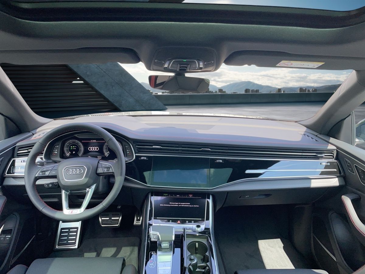 Fahrzeugabbildung Audi Q8 60TFSIe quattro |Matrix|ACC|FLA|HUD