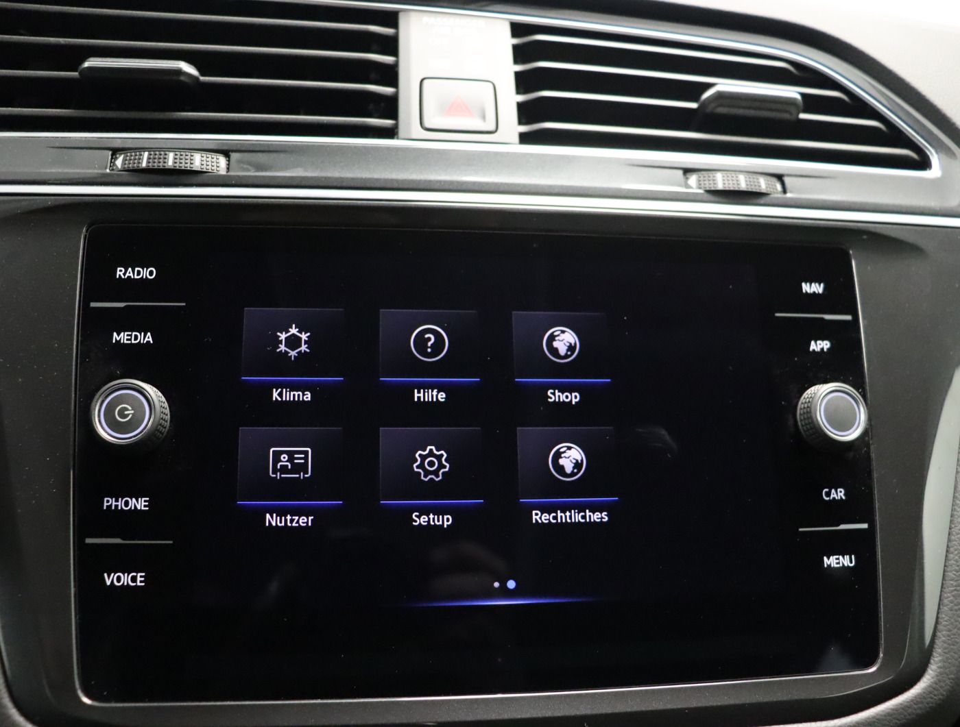 Fahrzeugabbildung Volkswagen Tiguan 1.5 TSI DSG Life |AHK|Matrix|ACC|FLA|LM
