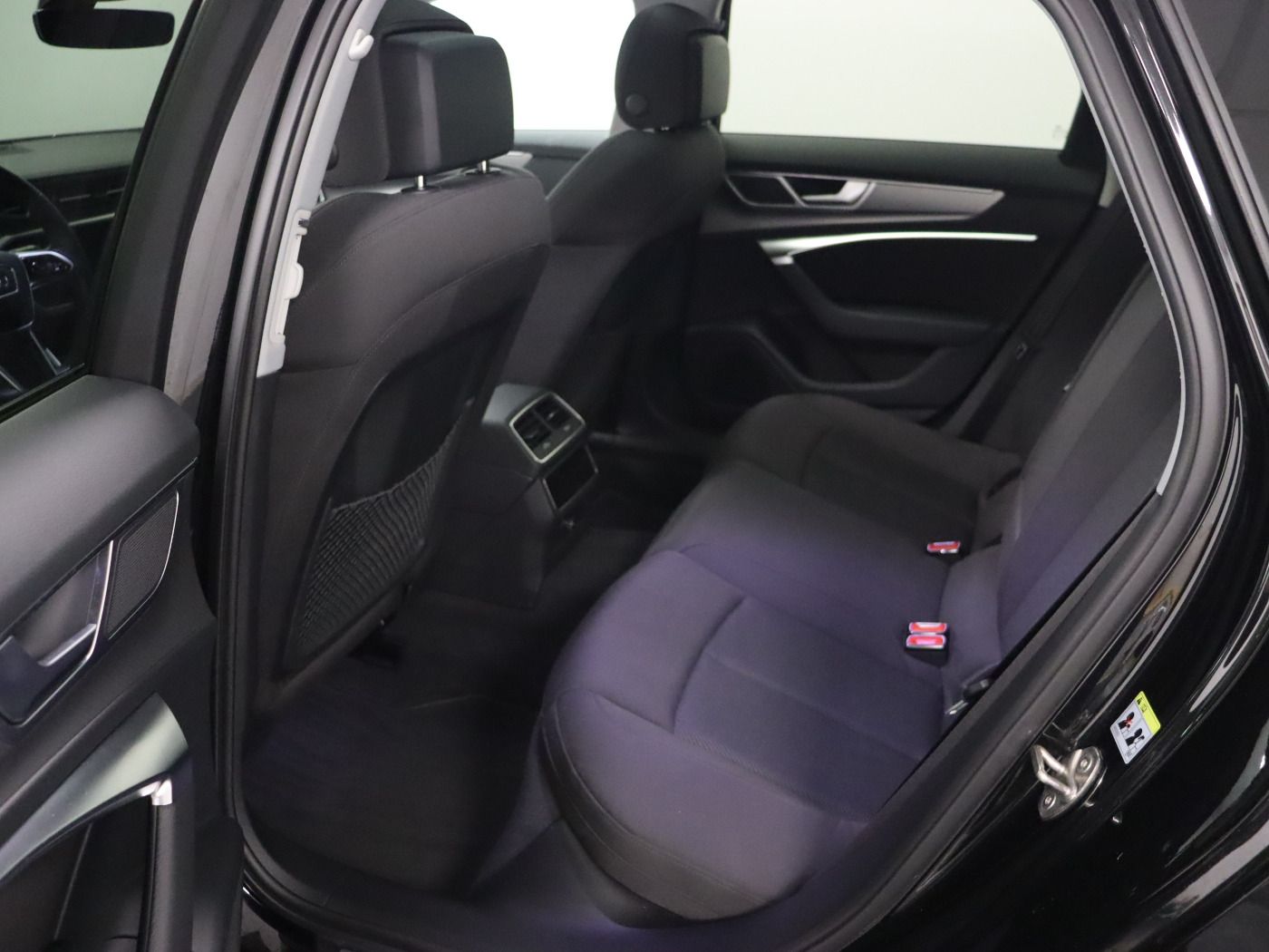 Fahrzeugabbildung Audi A6 Avant 50 TFSI e quattro S tronic sport |AHK