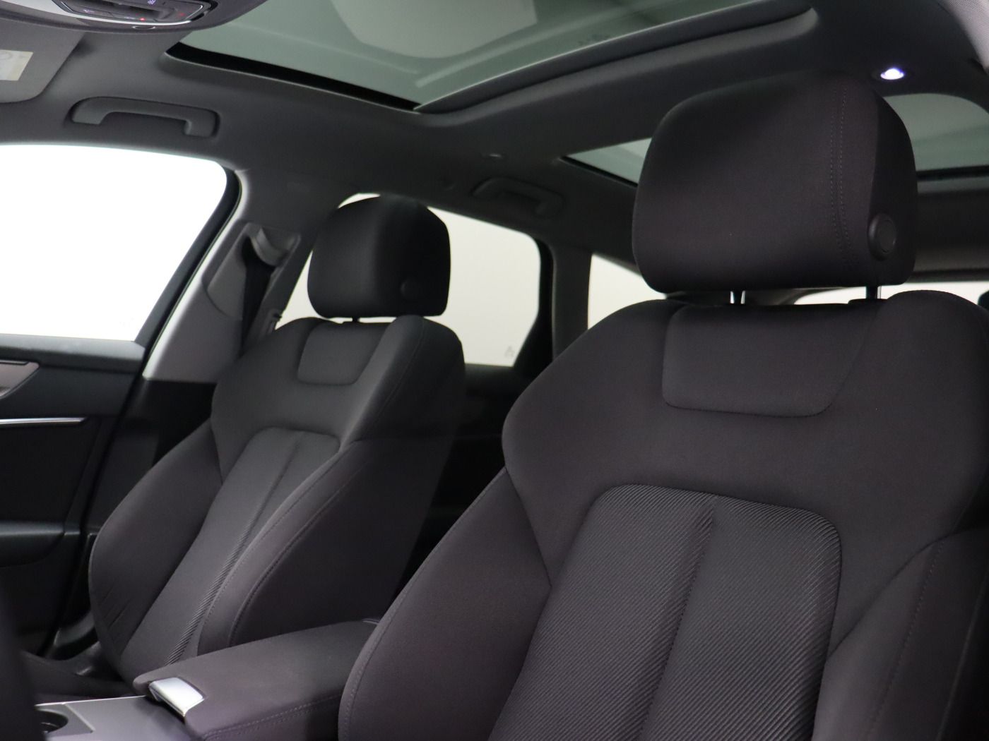 Fahrzeugabbildung Audi A6 Avant 50 TFSI e quattro S tronic sport |AHK