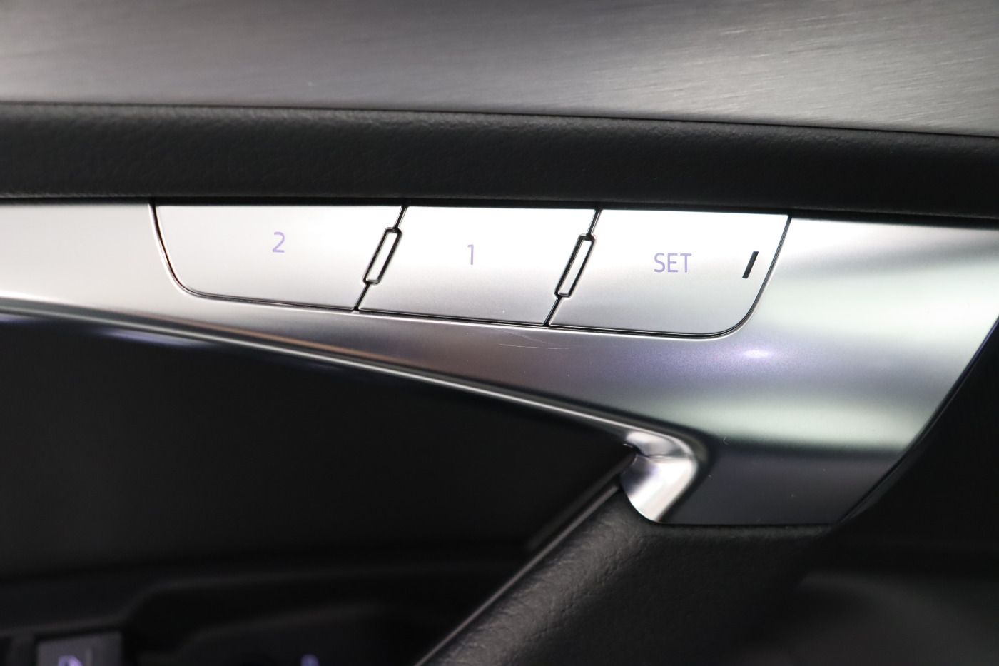 Fahrzeugabbildung Audi A6 Avant 50 TDI quattro S tronic S line |Matrix