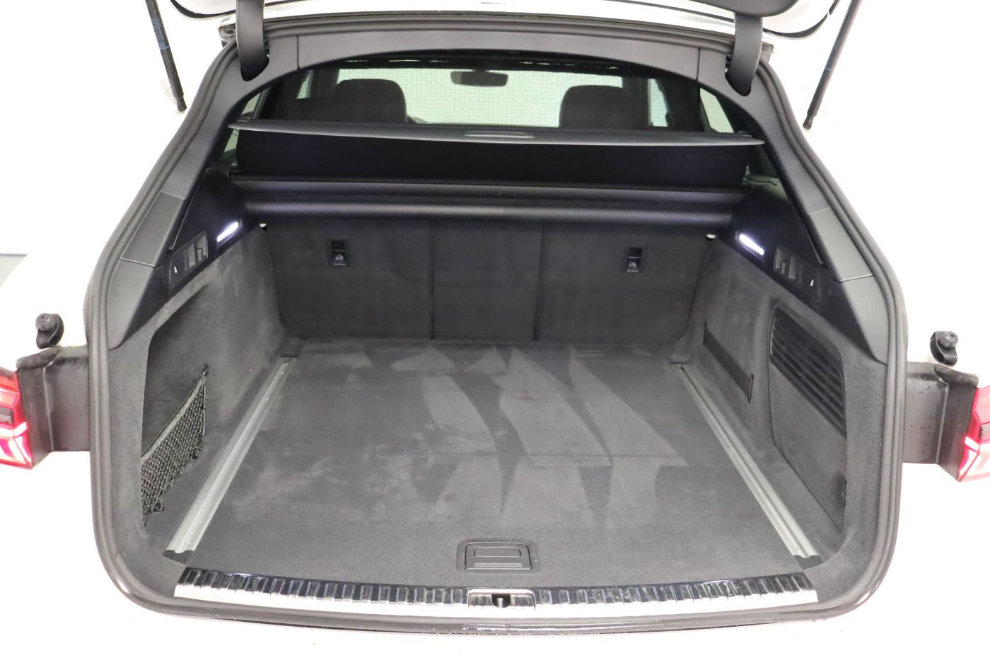 Fahrzeugabbildung Audi A6 Avant 50 TDI quattro S tronic S line |Matrix