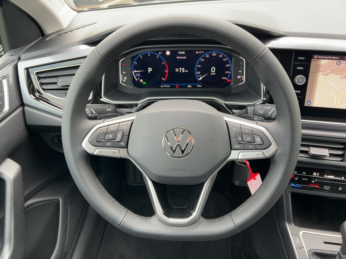 Fahrzeugabbildung Volkswagen Taigo 1.0 TSI DSG Style Navi ACC Winterräder