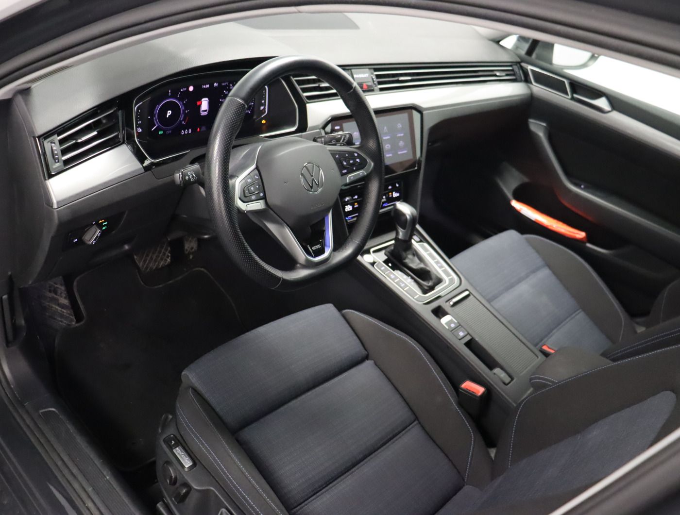 Fahrzeugabbildung Volkswagen Passat Variant GTE DSG