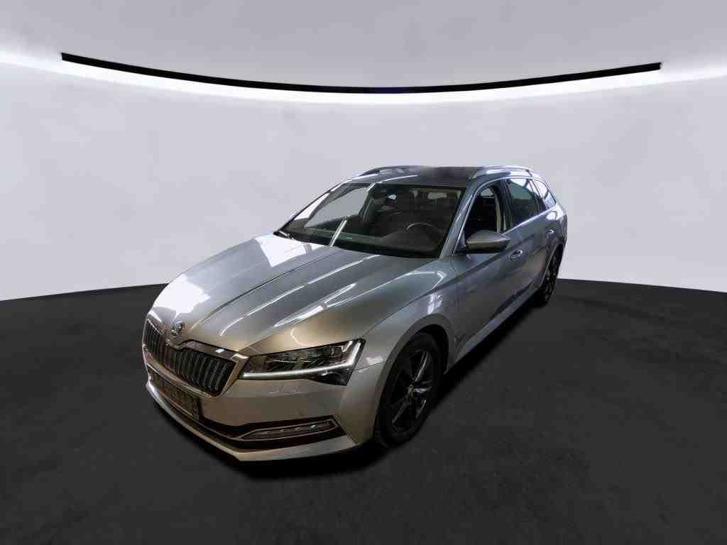 Fahrzeugabbildung SKODA Superb Combi 1.4 TSI iV DSG Style |AHK|Matrix|LM