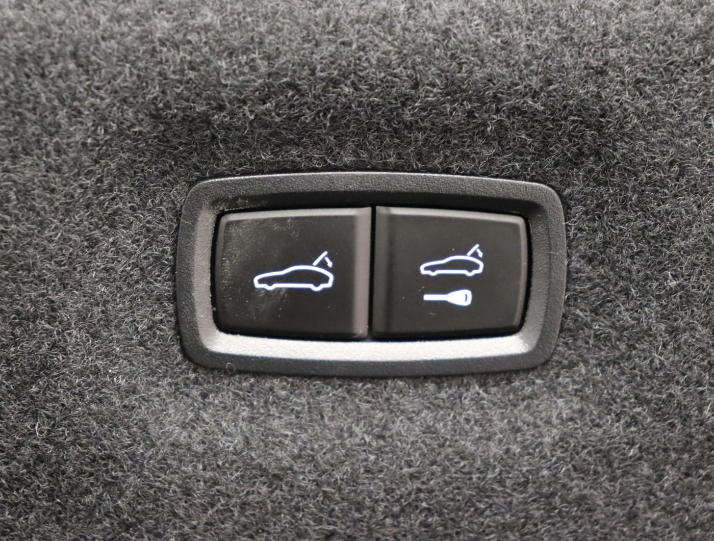 Fahrzeugabbildung Audi e-tron GT |Matrix|Luft|ACC|WPumpe|STH|CarPlay|LM