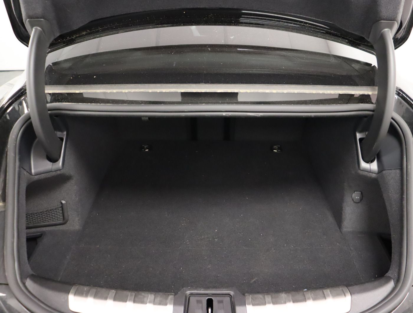 Fahrzeugabbildung Audi e-tron GT |Matrix|Luft|ACC|WPumpe|STH|CarPlay|LM