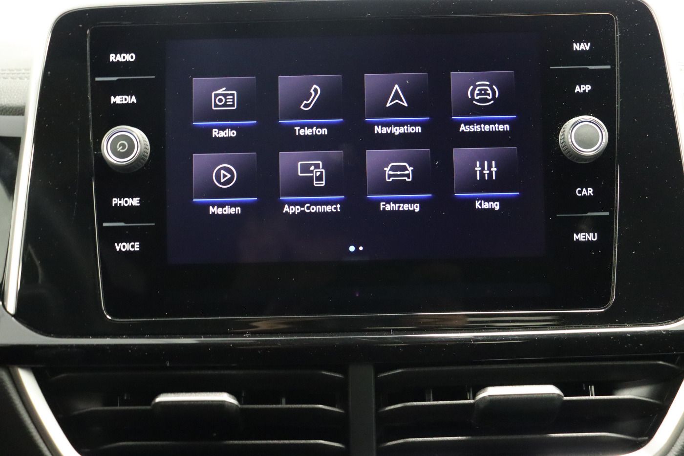 Fahrzeugabbildung Volkswagen T-Roc 2.0 TDI DSG R-Line |ACC|VirtualCP|FLA|LED
