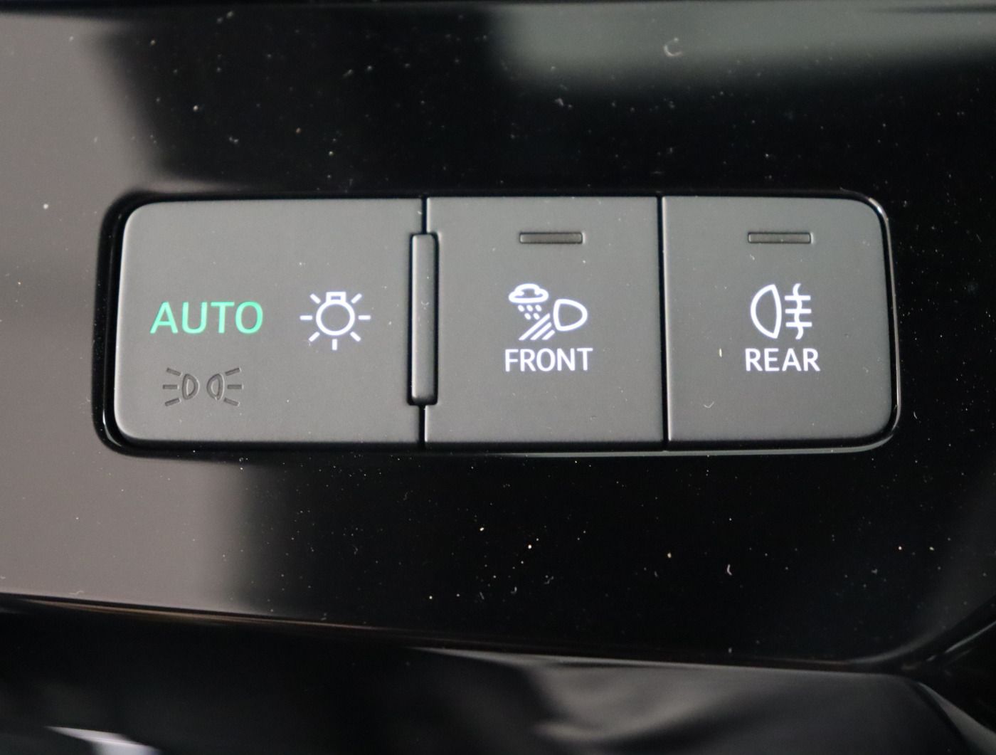 Fahrzeugabbildung Audi Q8 e-tron 55 quattro S line |Matrix|Luft|ACC
