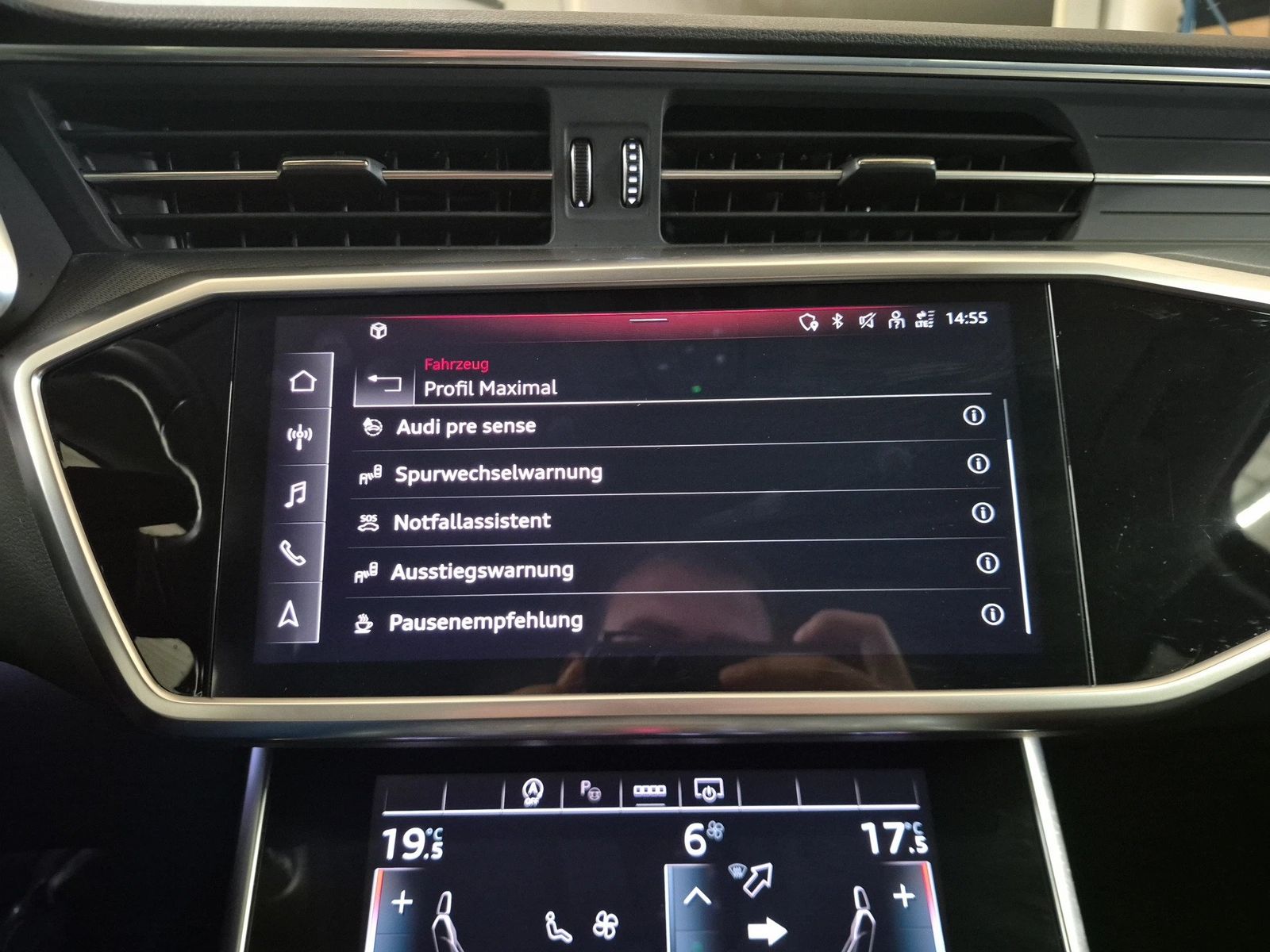 Fahrzeugabbildung Audi A6 Avant sport 35 TDI 120(163) S tronic Pano LM - mit KI generiert/bearbeitet