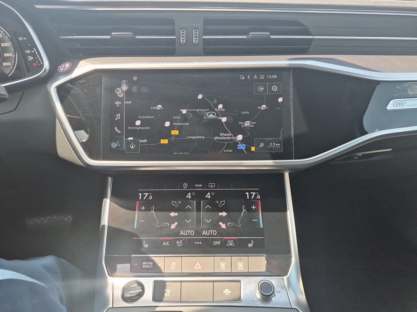 Fahrzeugabbildung Audi A6 Avant 35 TDI 120(163) S tronic AHK Pano ACC - mit KI generiert/bearbeitet