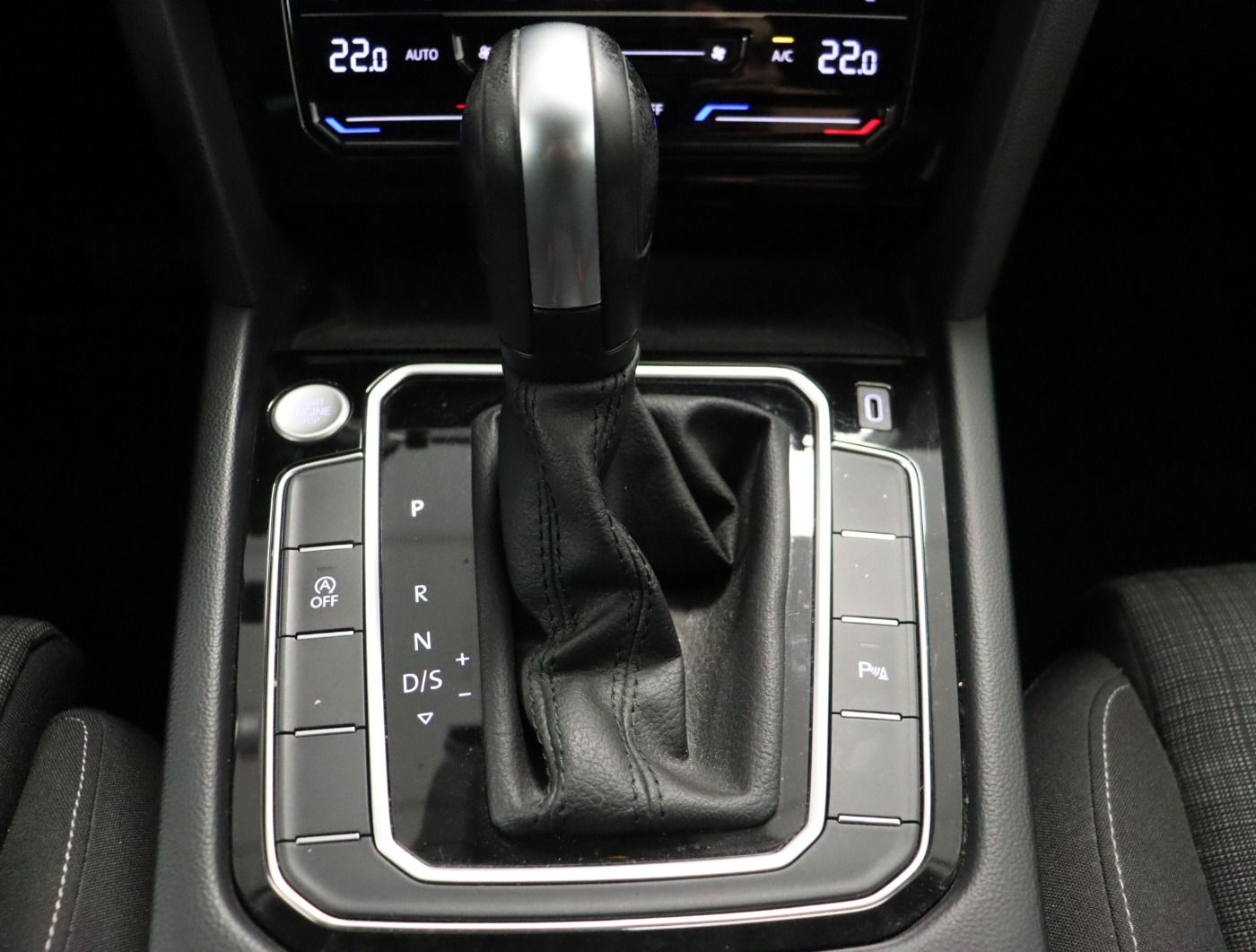 Fahrzeugabbildung Volkswagen Passat Variant 2.0 TDI DSG Business |ACC|CarPlay