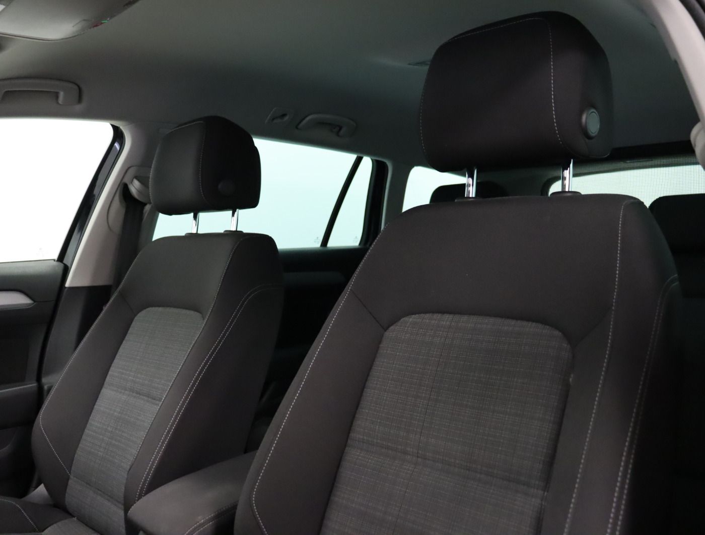 Fahrzeugabbildung Volkswagen Passat Variant 2.0 TDI DSG Business |ACC|CarPlay