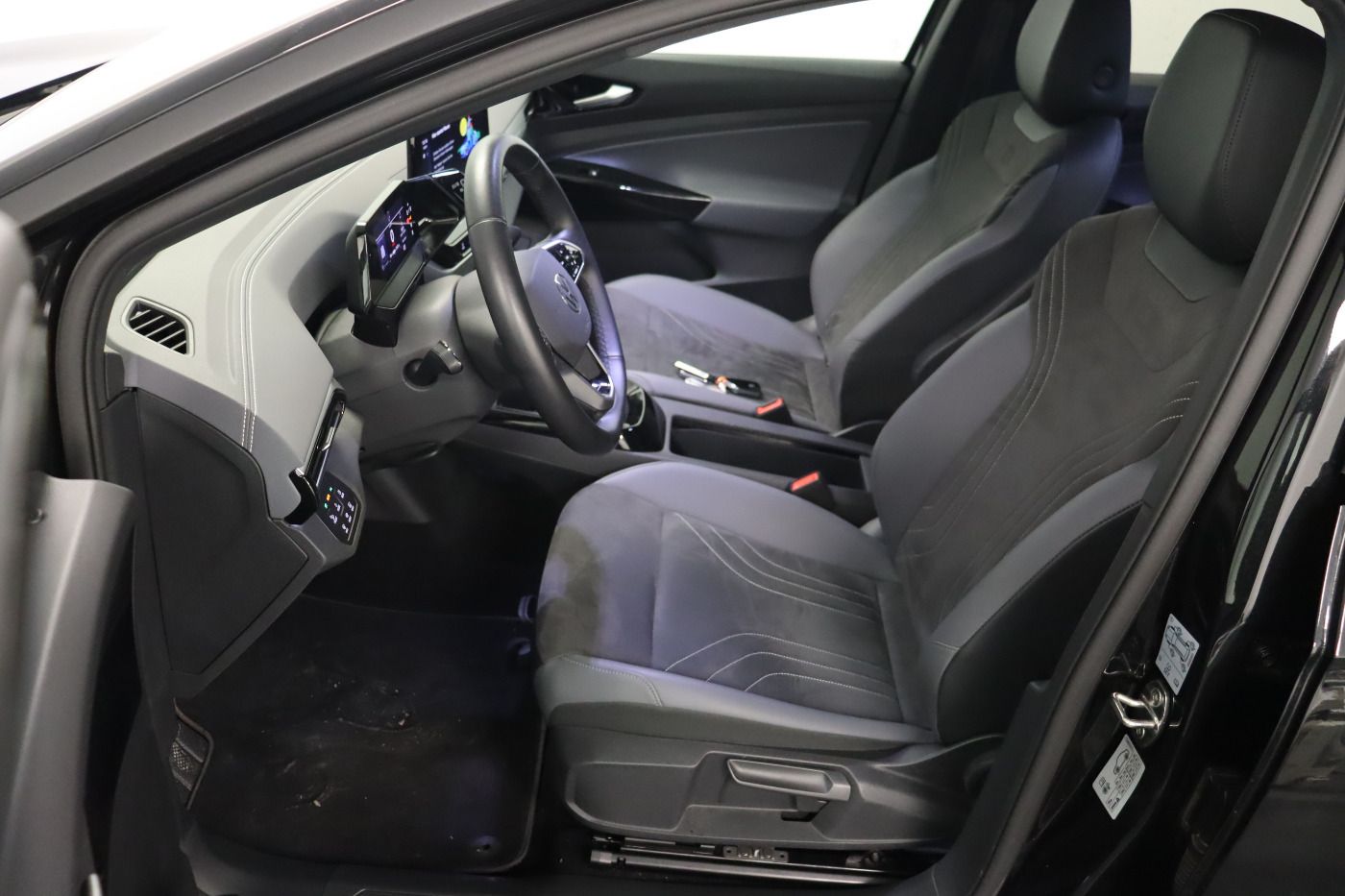 Fahrzeugabbildung Volkswagen ID.4 Pro Performance |AHK|WPumpe|CarPlay|MATRIX|
