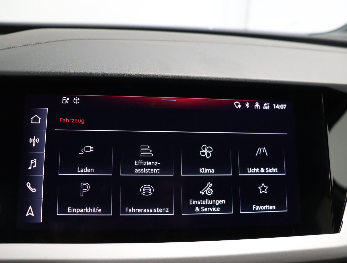 Fahrzeugabbildung Audi Q4 e-tron 40 S line |STH|SpurH|LM|Sport|KlimaA