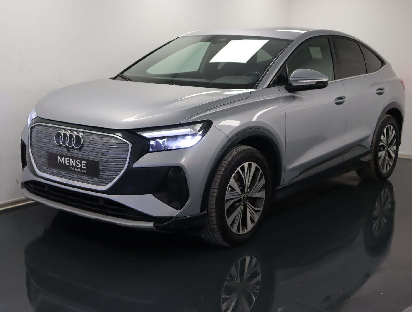 Fahrzeug autohaus mense Fahrzeugabbildung Audi Q4 Sportback e-tron 50 quattro S line |FLA|STH