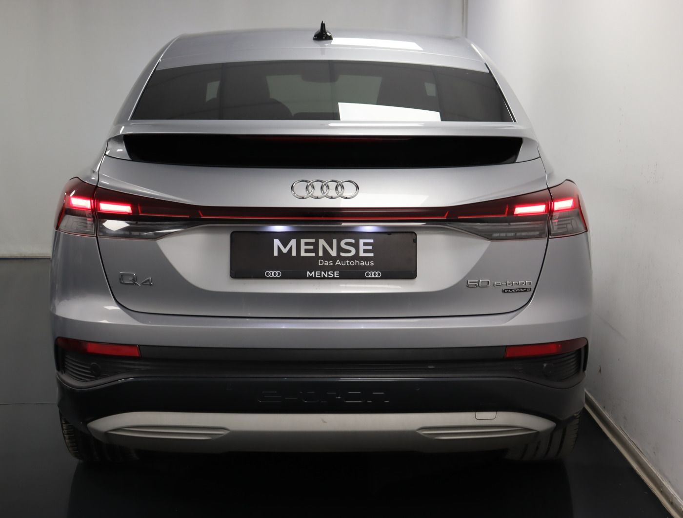 Fahrzeug autohaus mense Fahrzeugabbildung Audi Q4 Sportback e-tron 50 quattro S line |FLA|STH