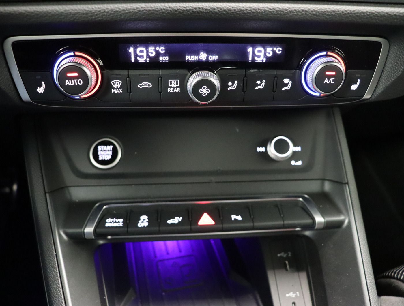 Fahrzeugabbildung Audi Q3 45 TFSI e S tronic S line |ACC|FLA|CarPlay|LM