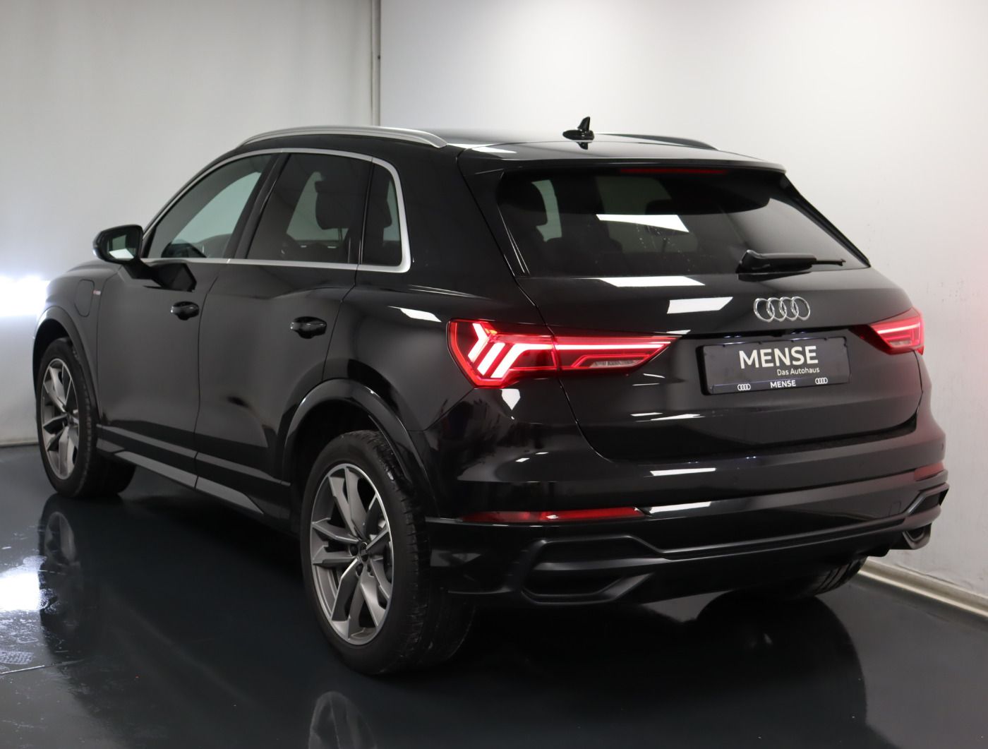Fahrzeugabbildung Audi Q3 45 TFSI e S tronic S line |ACC|FLA|CarPlay|LM
