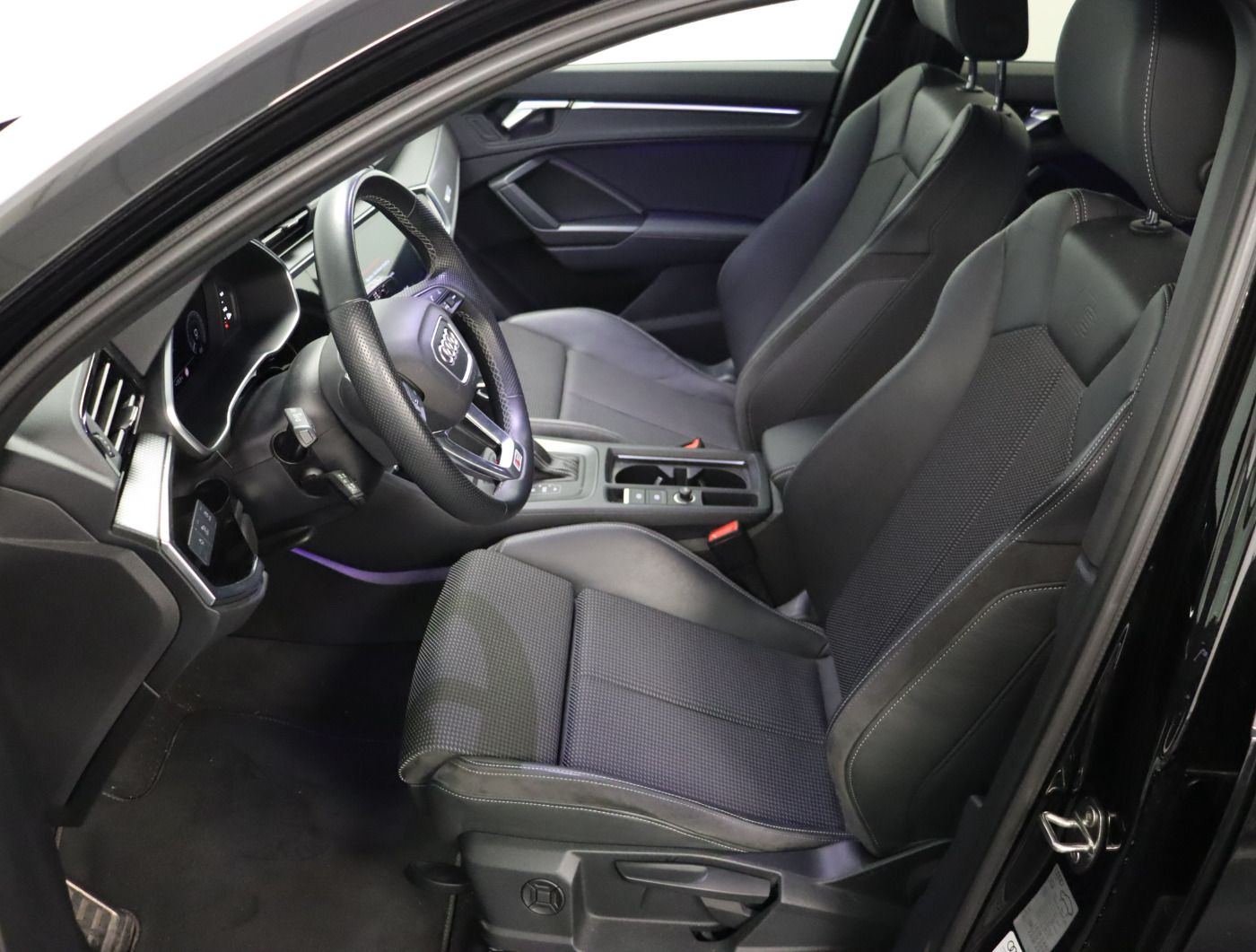 Fahrzeugabbildung Audi Q3 45 TFSI e S tronic S line |ACC|FLA|CarPlay|LM