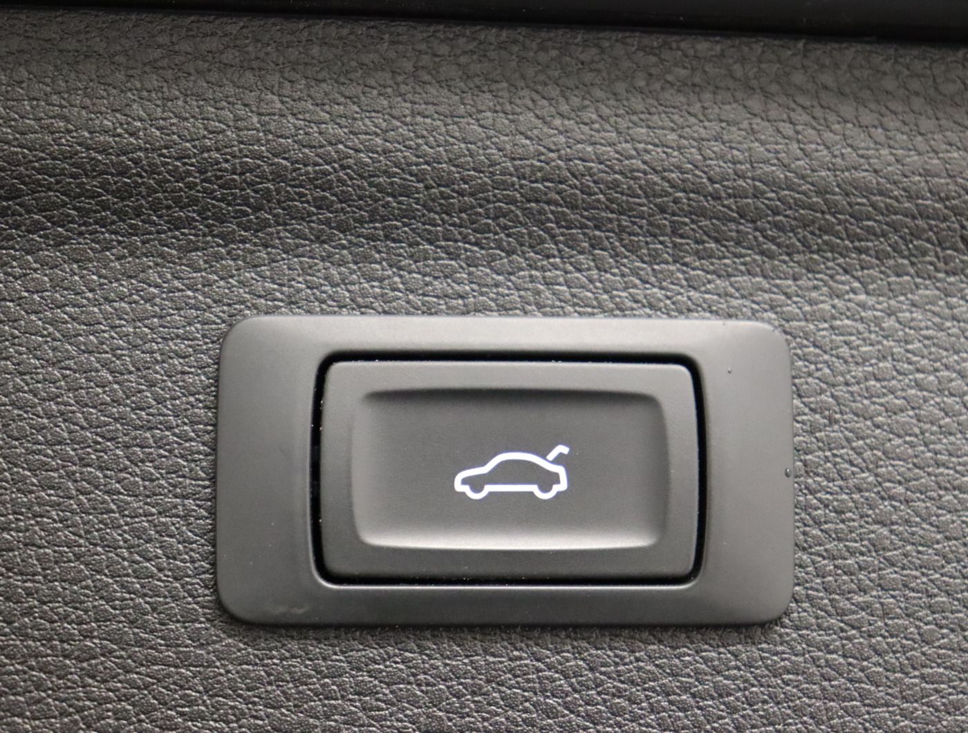 Fahrzeugabbildung Audi Q3 45 TFSI e S tronic |Matrix|Pano|CarPlay|SpurH