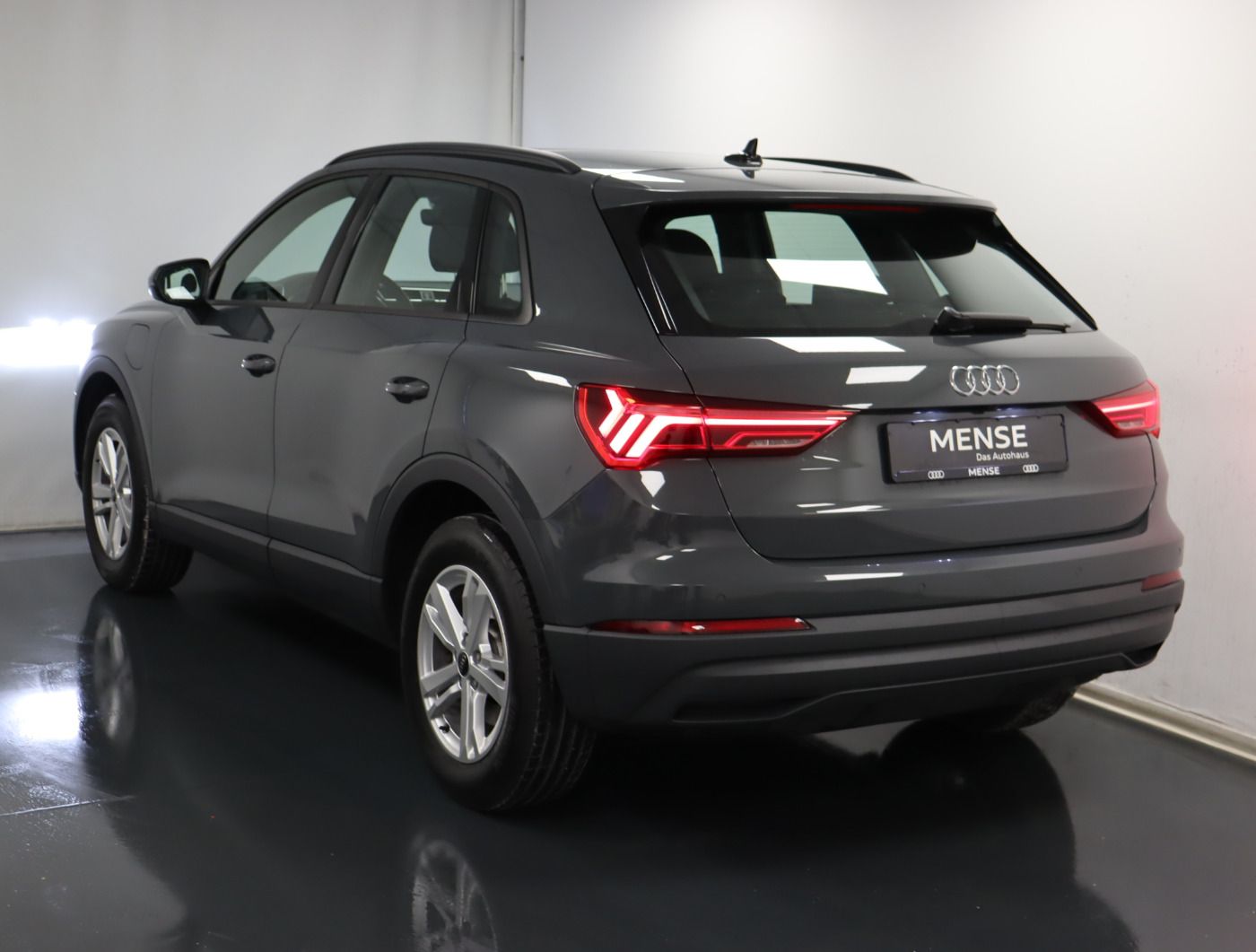 Fahrzeugabbildung Audi Q3 45 TFSI e S tronic |Matrix|Pano|CarPlay|SpurH