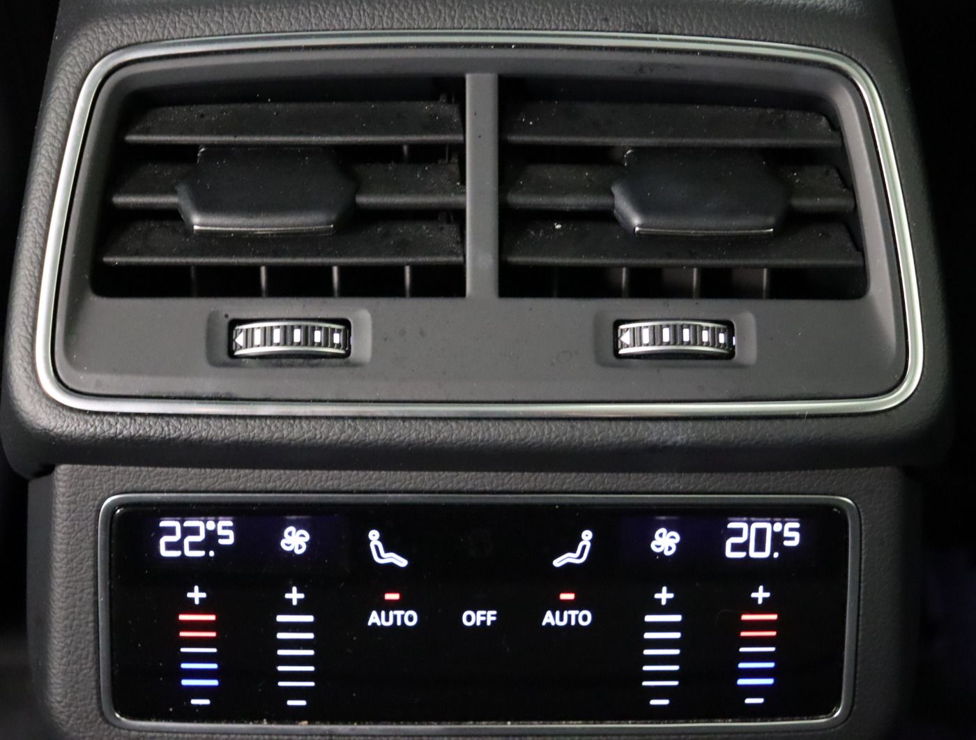 Fahrzeugabbildung Audi A6 Avant 40 TDI quattro S tronic |Matrix|Pano|LM