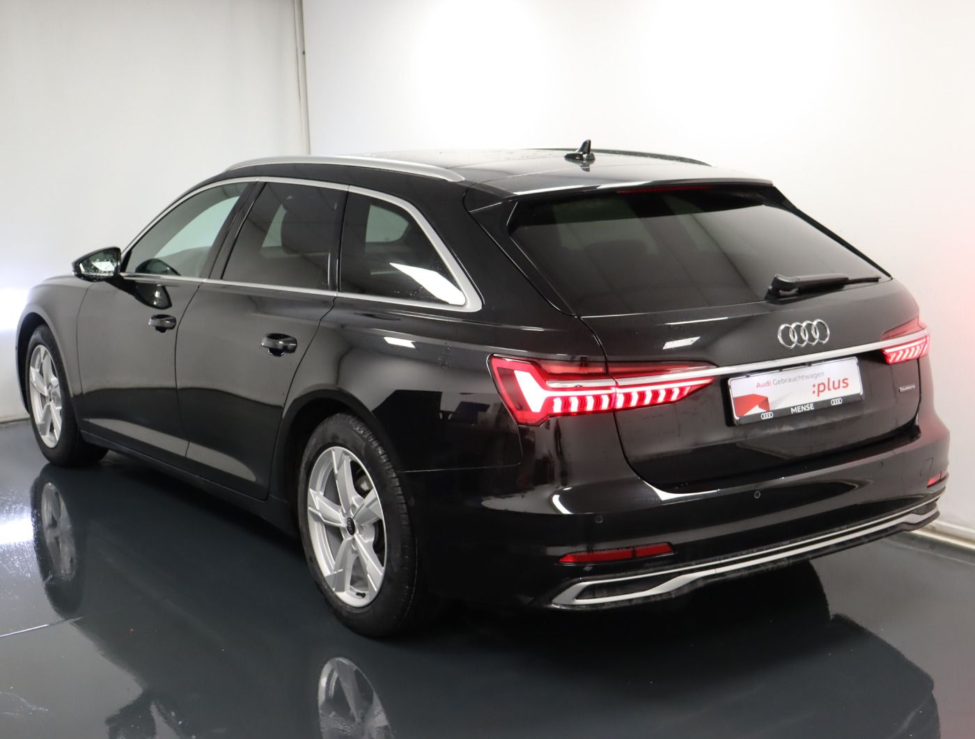 Fahrzeugabbildung Audi A6 Avant 40 TDI quattro S tronic |Matrix|Pano|LM